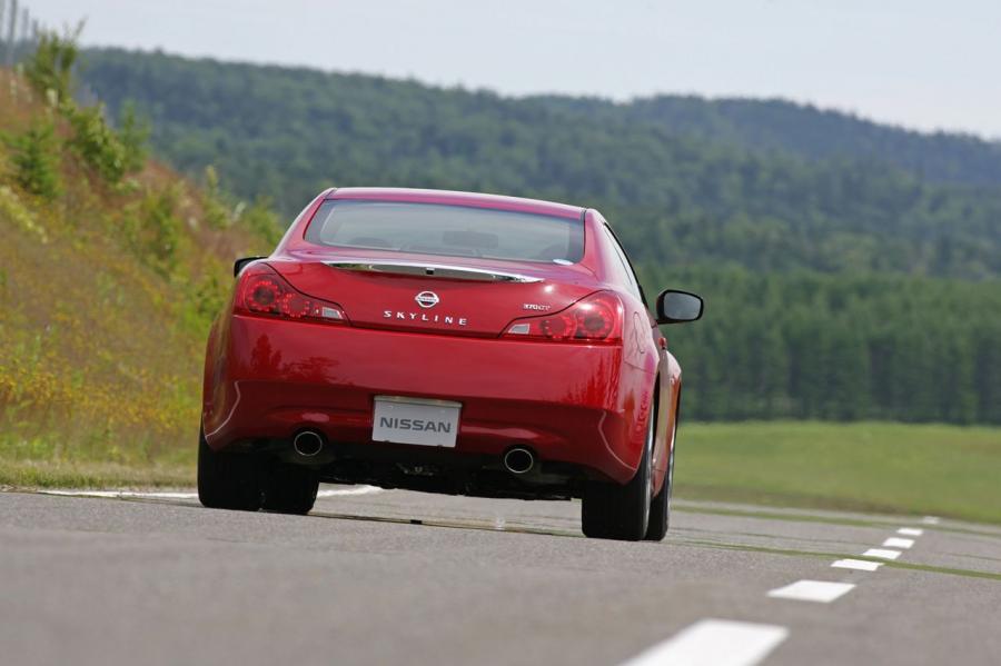  Nissan Skyline Coupe 2008 года  (фото 57 из 66)